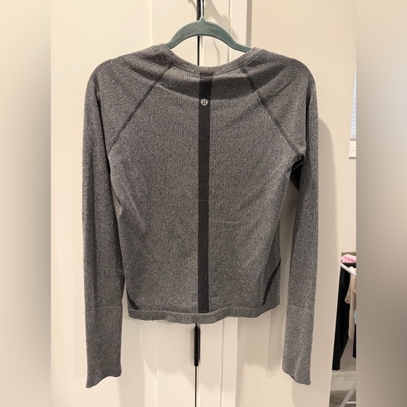 Lululemon Swiftly Tech Long-Sleeve Shirt 2.0 *Waist Length Size 10 - Picture 5 of 7